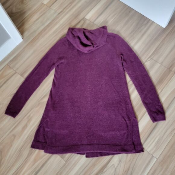 Barefoot Dreams Cozychic Lite Coastal Hooded Long Cardi in Burgundy - Picture 6 of 11